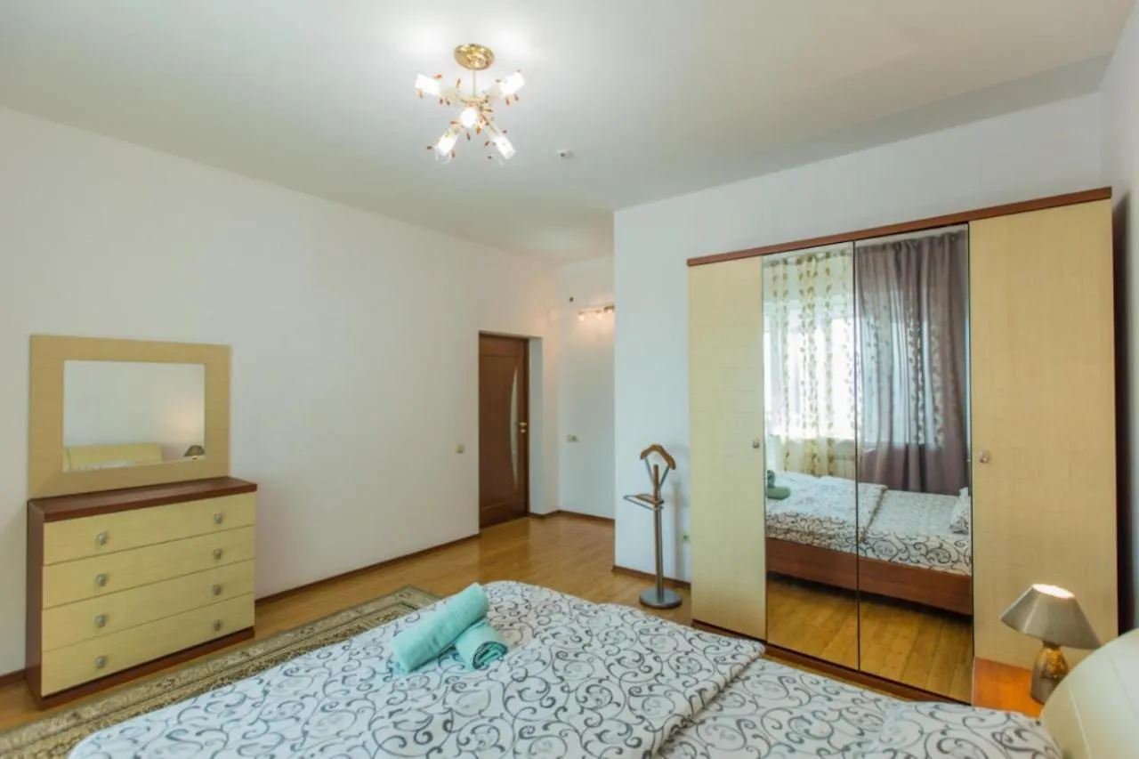 Apartmán Ablayhana 92 Aparataments Almaty