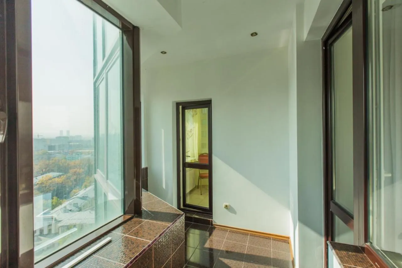 Ablayhana 92 Aparataments Almaty Apartmán