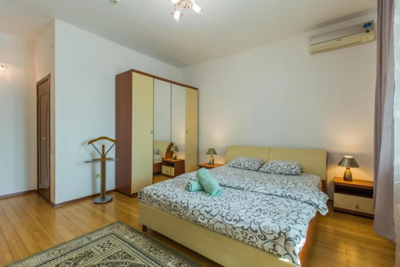 Apartmán Ablayhana 92 Aparataments Almaty