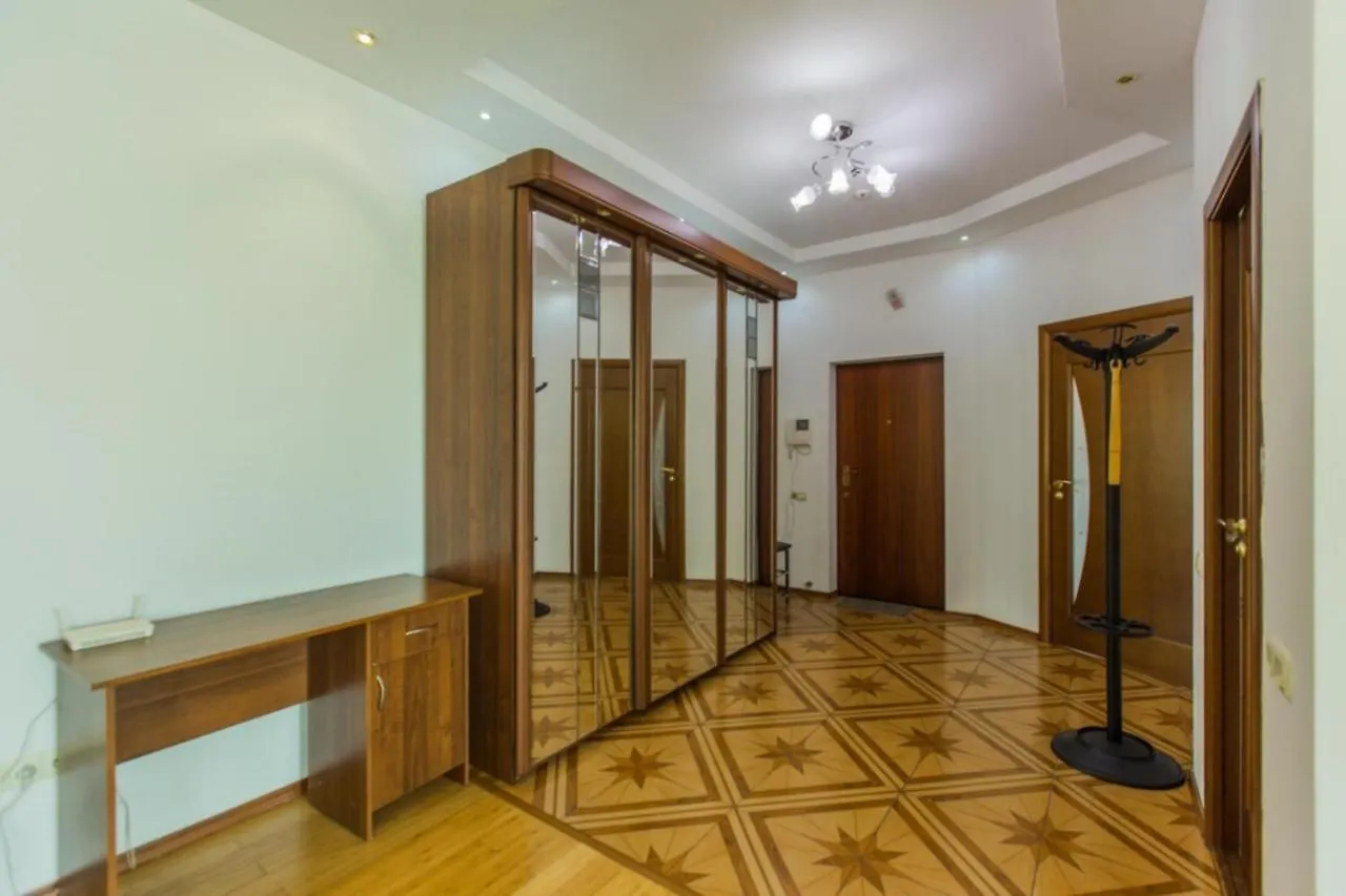 Apartmán Ablayhana 92 Aparataments Almaty